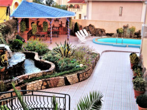Golubaya Laguna Guest House